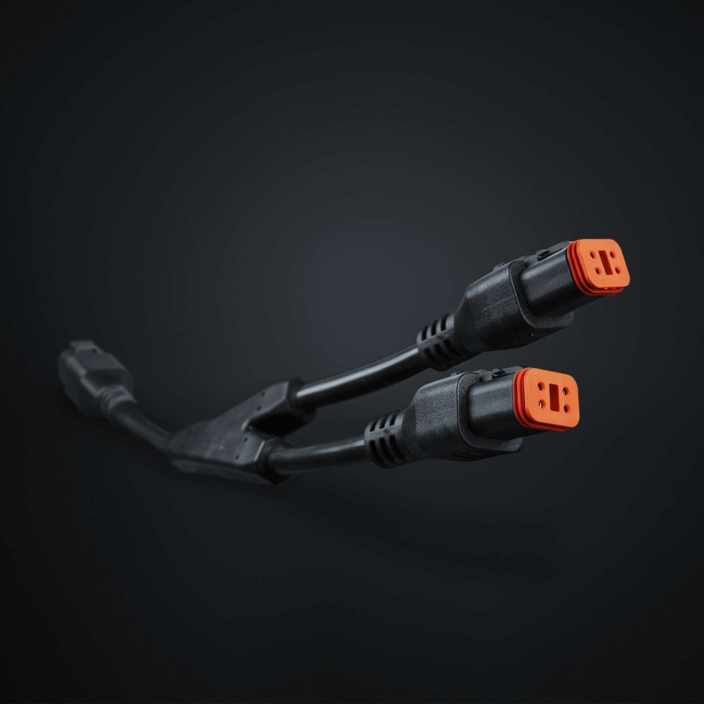 Strands Pro DT-splitter, 4-pin till 2x 4-pin pluggar