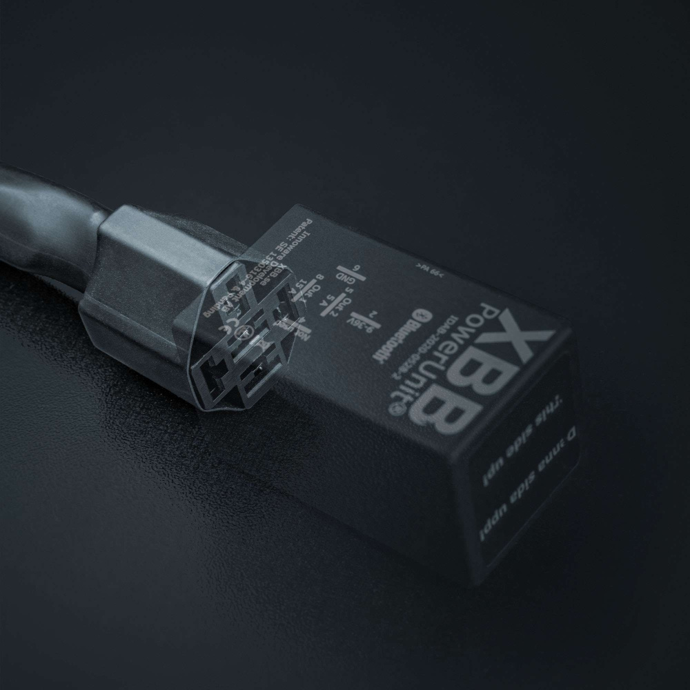 Strands Pro XBB Powerunit kabelsats, med strömbrytare för positionsljus