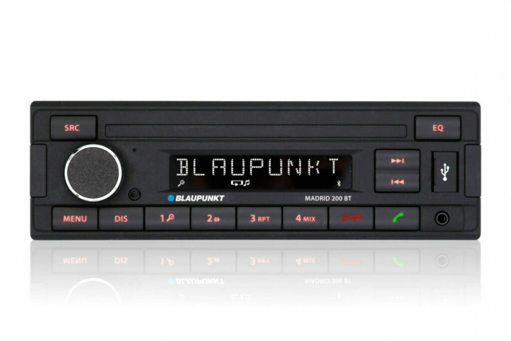 Retro bilstereo med Bluetooth, svart färg, flera knappar och LCD-display.
