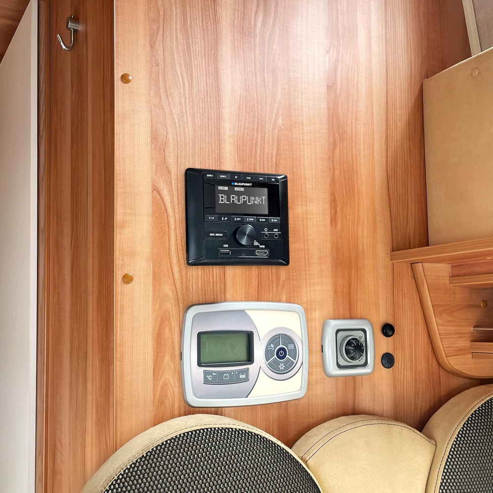 Blaupunkt BPA 3022 M, custom bilstereo till husbilar och husvagnar, returexemplar