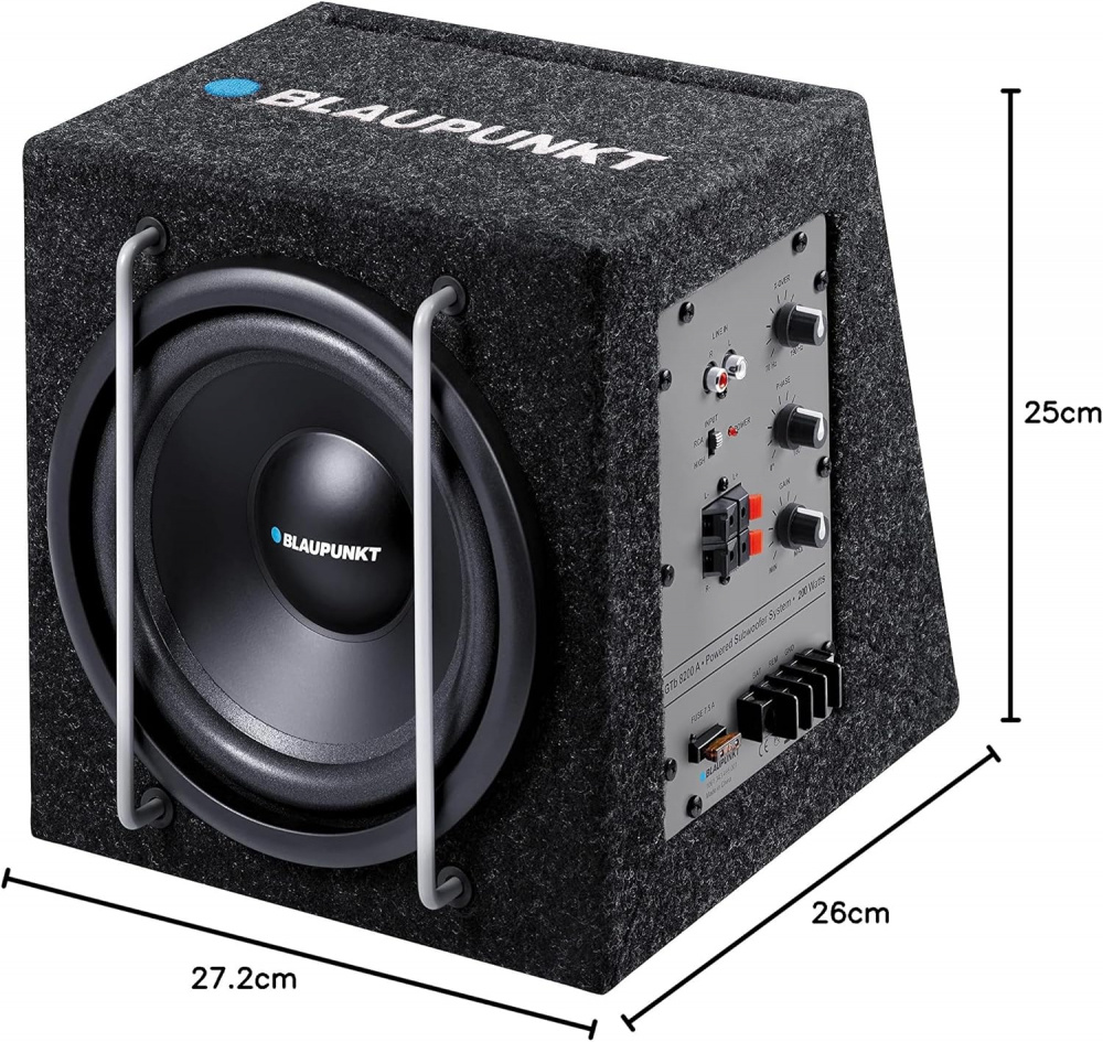 Aktiv baslåda med 8 tum högtalare, svart utsida och bakpanel med kontroller.