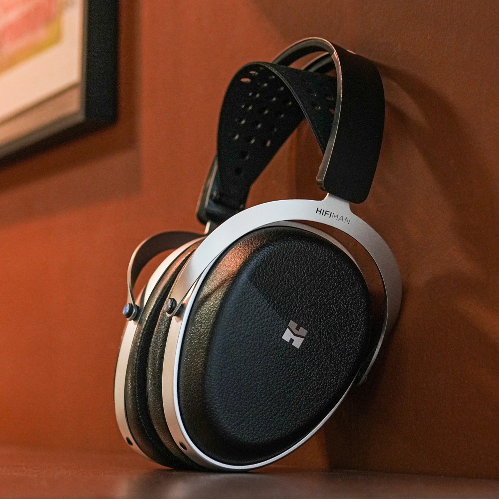 Hifiman Audivina LE, slutna over-ear-hörlurar