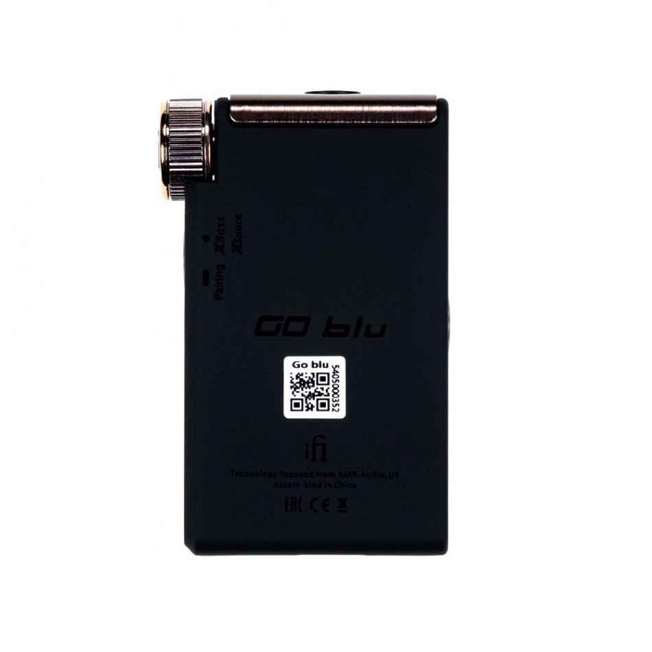 En svart portabel hörlursförstärkare med Bluetooth och DAC.