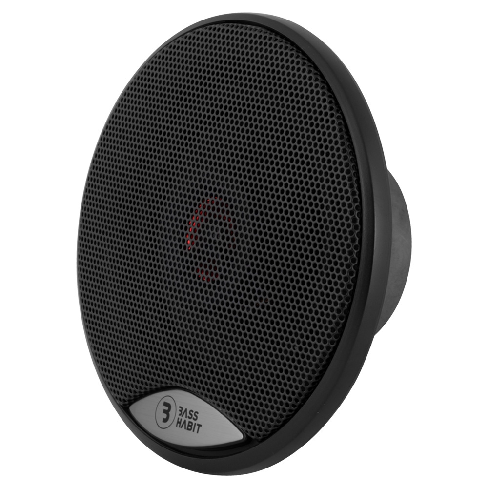 En rund koaxialhögtalare med svart galler och logotyp.