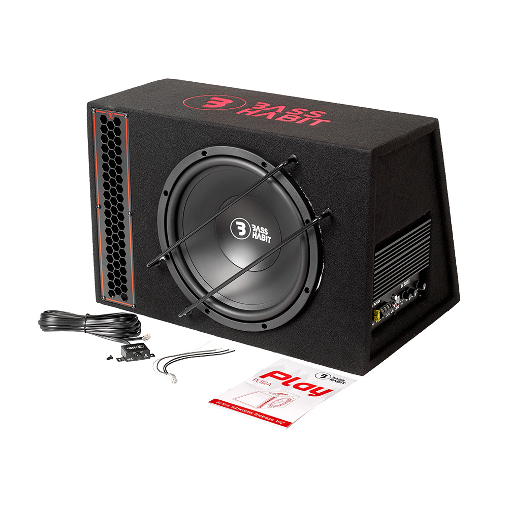 Aktiv baslåda med 1x12-tums element, svart kabinett och tillbehör.