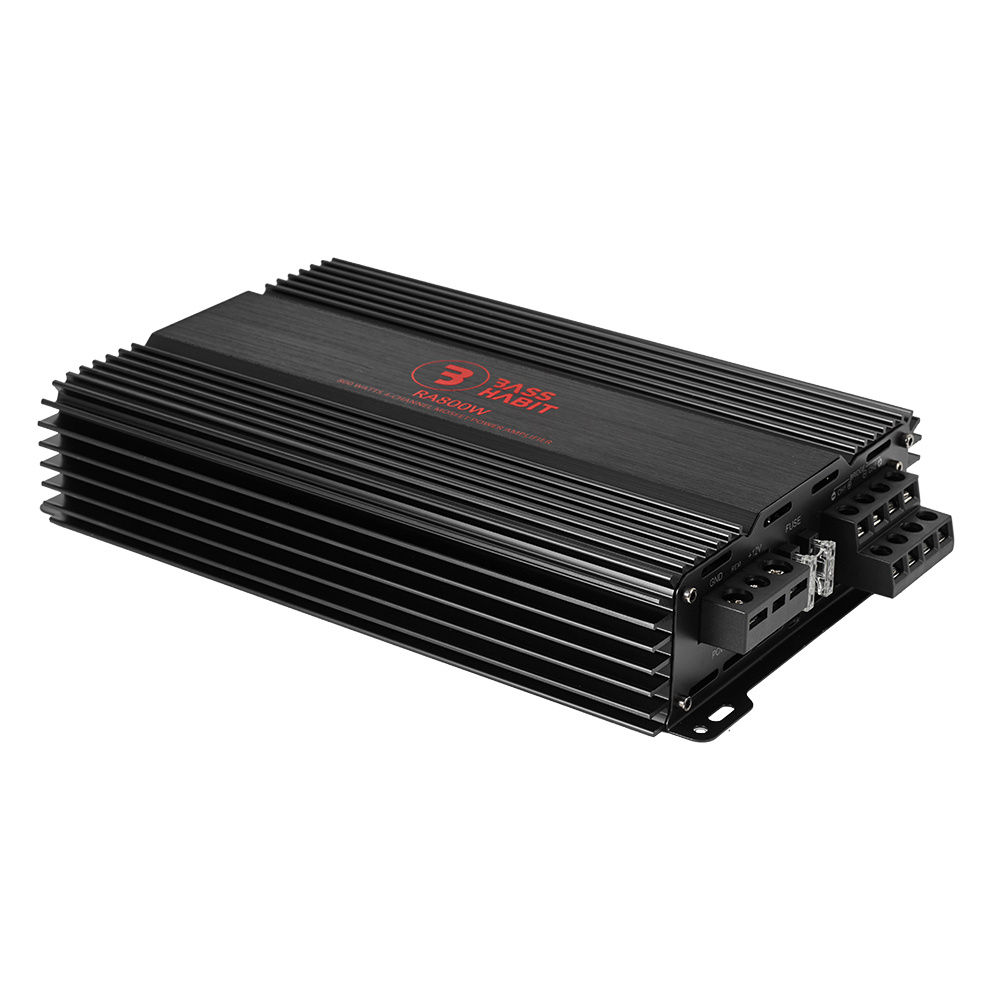 Bass Habit Rebel RA800W, fyrkanaligt slutsteg, returexemplar