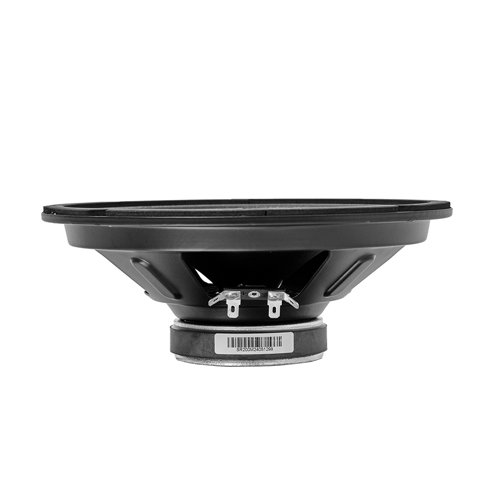 En 8-tums midbas högtalare med svart chassi och anslutningar.