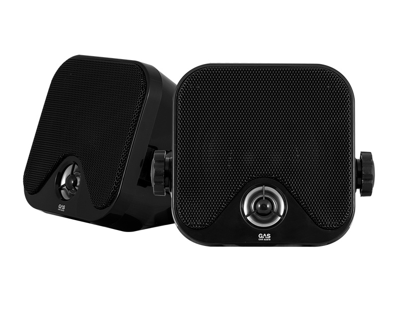 Svarta 2-vägs lådhögtalare med fyrkantig design och volymkontroll.