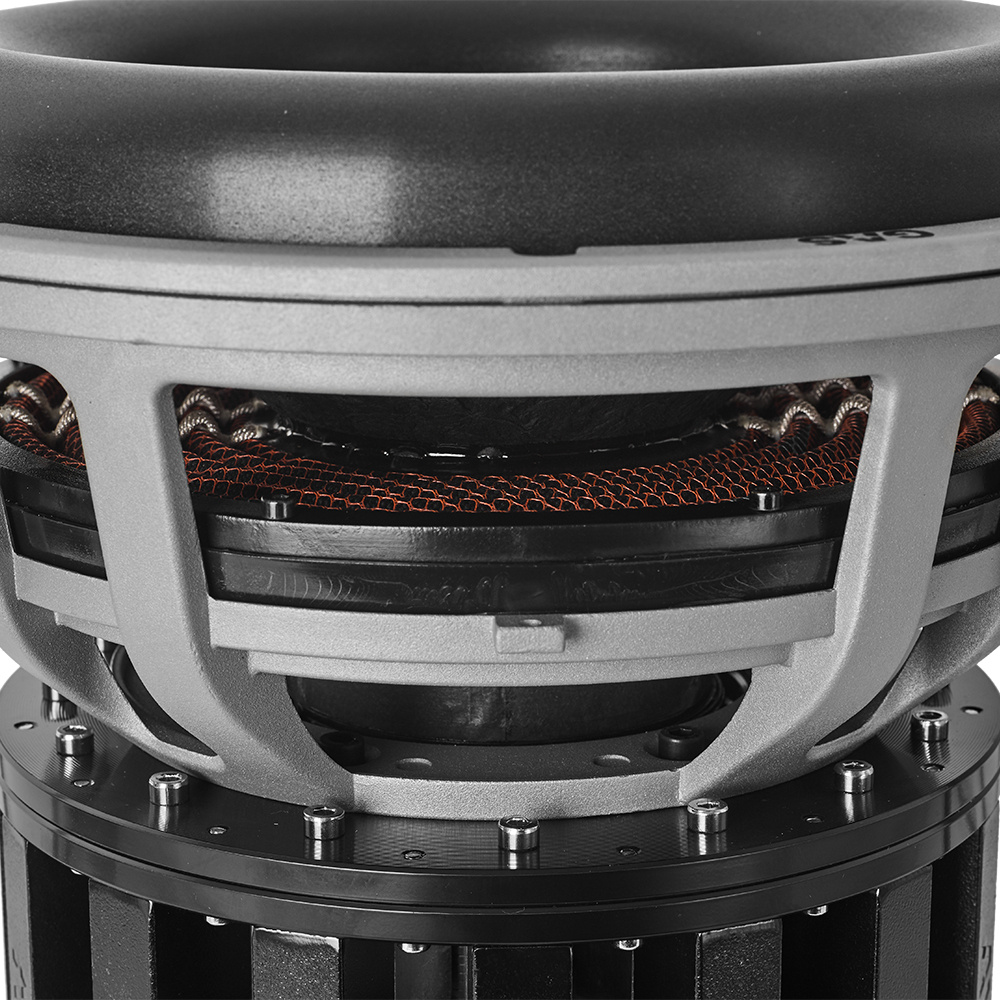 Ett kraftfullt 12-tums baselement med neodymmotor och robust konstruktion.