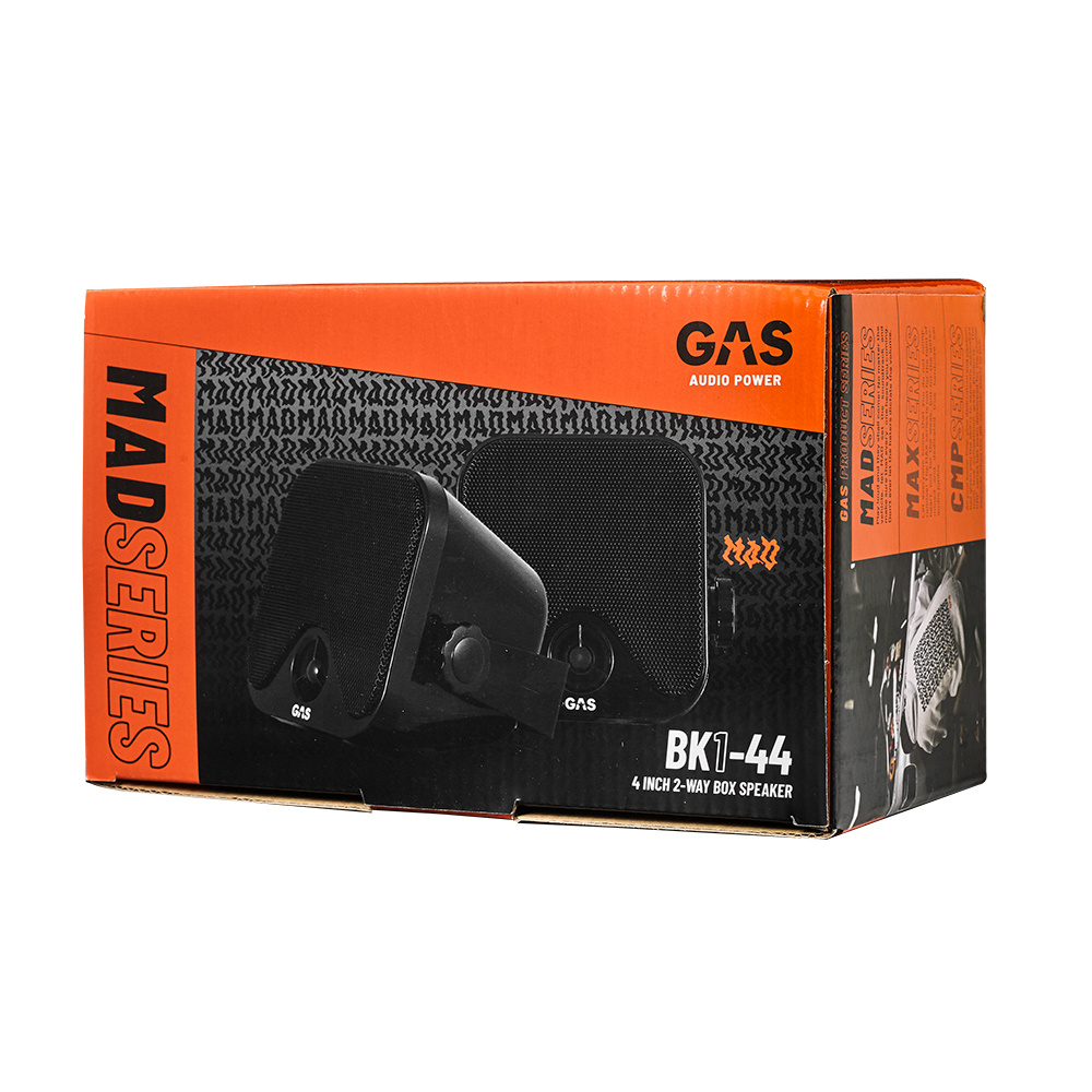 GAS MAD BK1-44 lådhögtalare i svart med orange detaljer.