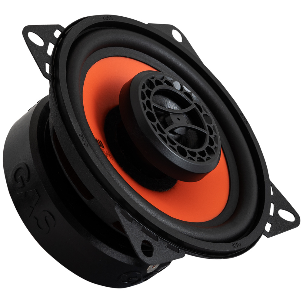 Koaxialhögtalare med svart chassi och orange membran. 4 tum storlek.