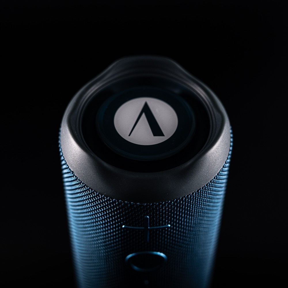 Arcsound EDGE Sapphire Blue kraftfull bärbar högtalare med Bluetooth