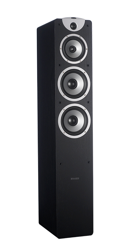 Svart golvhögtalare med tre element och silverdetaljer.