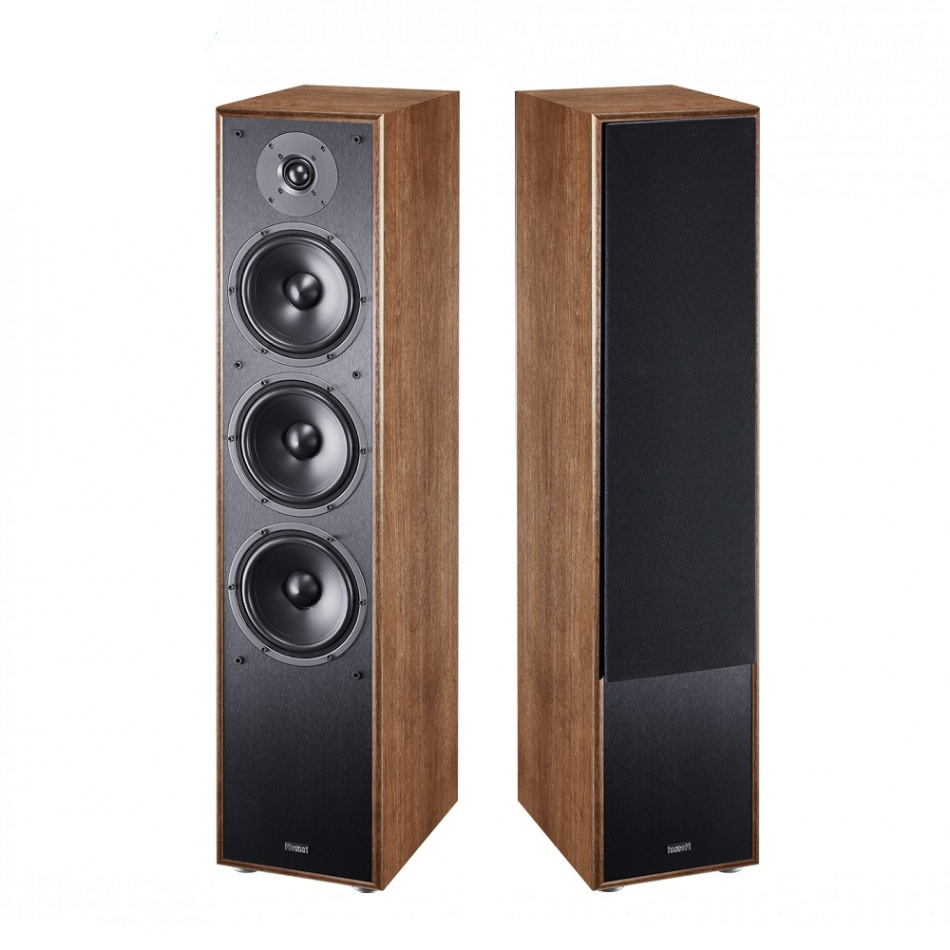 Golvhögtalare med tre högtalarelement och valnötsfinish.