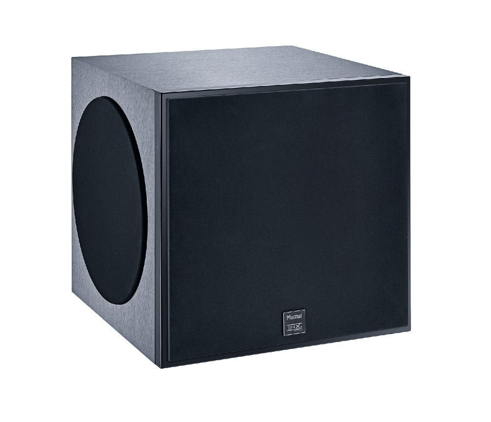 Svart subwoofer i kubform med en rund högtalargaller.