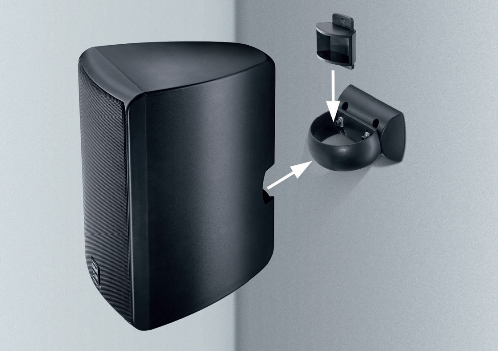 Svart utomhushögtalare med monteringsfäste. Elegant design.