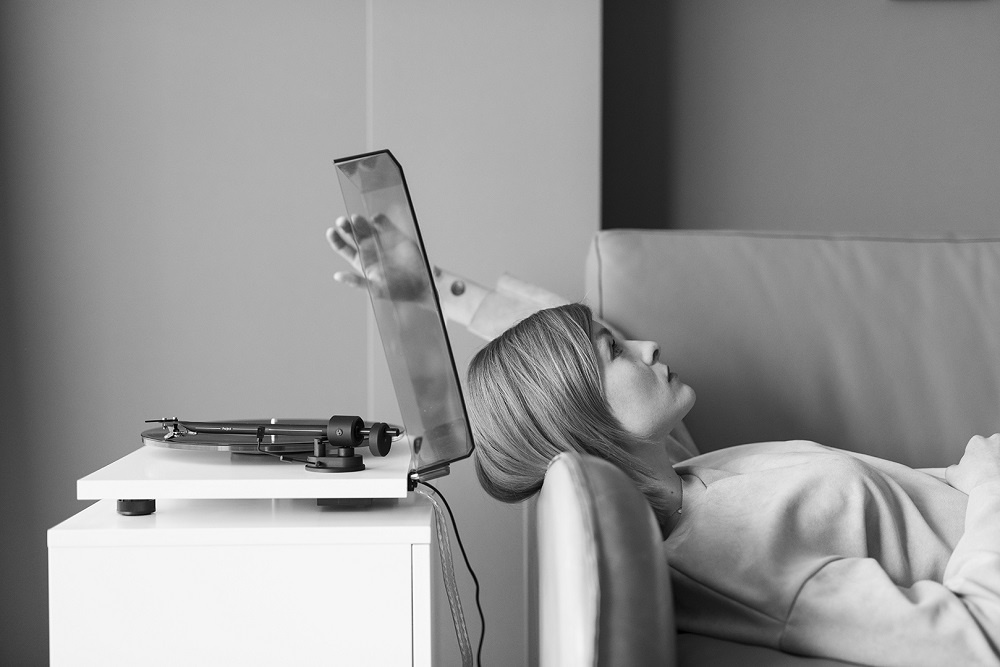 Pro-Ject T1 skivspelare med OM5e-pickup