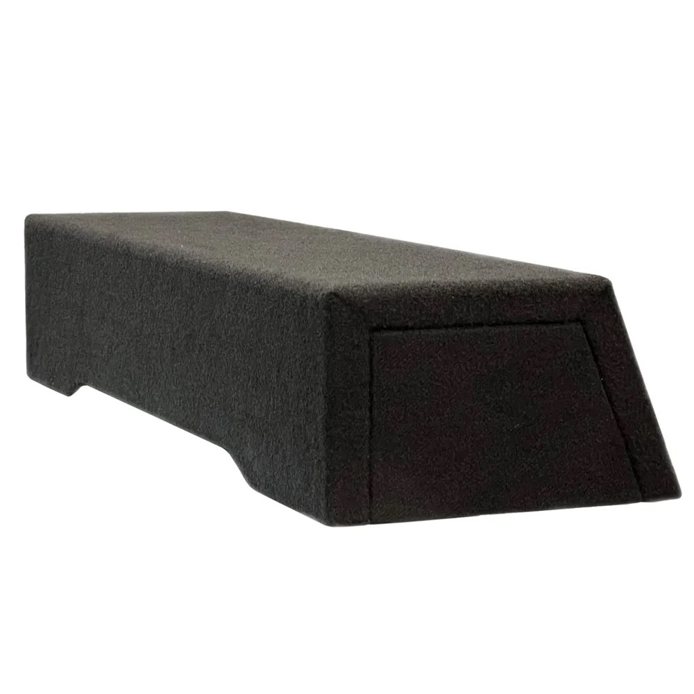 En svart baslåda för nedåtriktad installation med två 6.5\