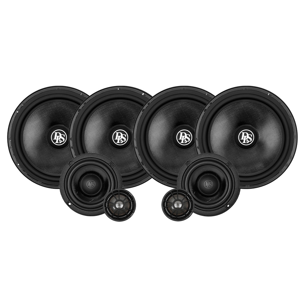 Högtalarkit med dubbla midbasar och diskanter för högkvalitativt ljud.