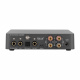 Dynavoice CA802BT & Definition DM-6II i ek, stereopaket En baksida av en ljudenhet med olika ingångar och utgångar.