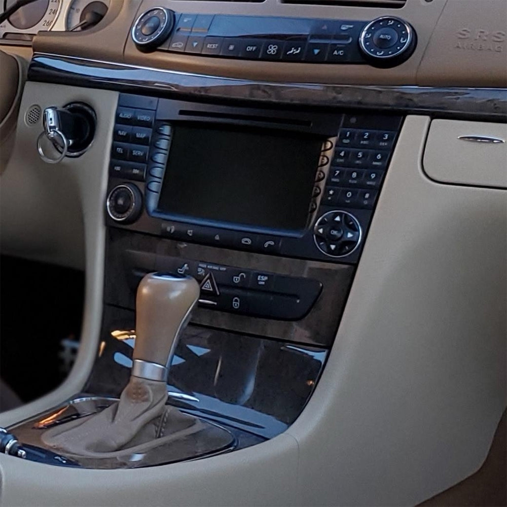Kenwood DMX80AXS bilstereopaket till Mercedes E-Class W211 och CLS C219