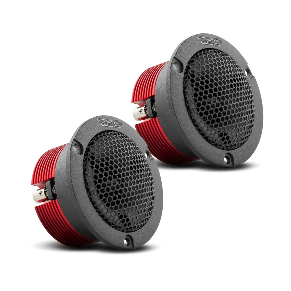 Två högtalare med röd och svart design, avsedda för ljudsystem.