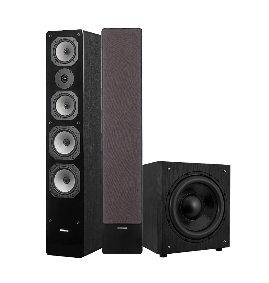 Högtalarpaket i svart med golvhögtalare och subwoofer.