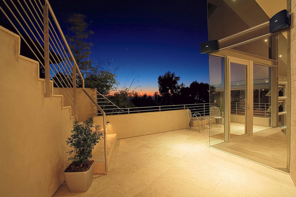 Dynavoice CA802BT & Yamaha NS-AW592 utomhushögtalare, svart