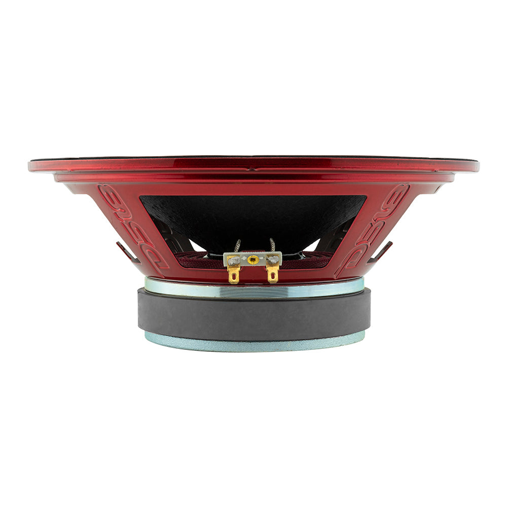 En högtalare med röd och svart design, avsedd för SPL-system.