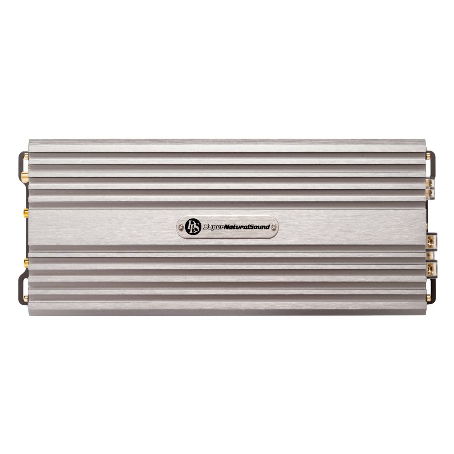 En silverfärgad förstärkare med ribbad design och logotyp.