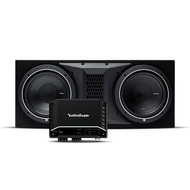 Två subwoofers och en förstärkare från Rockford Fosgate.