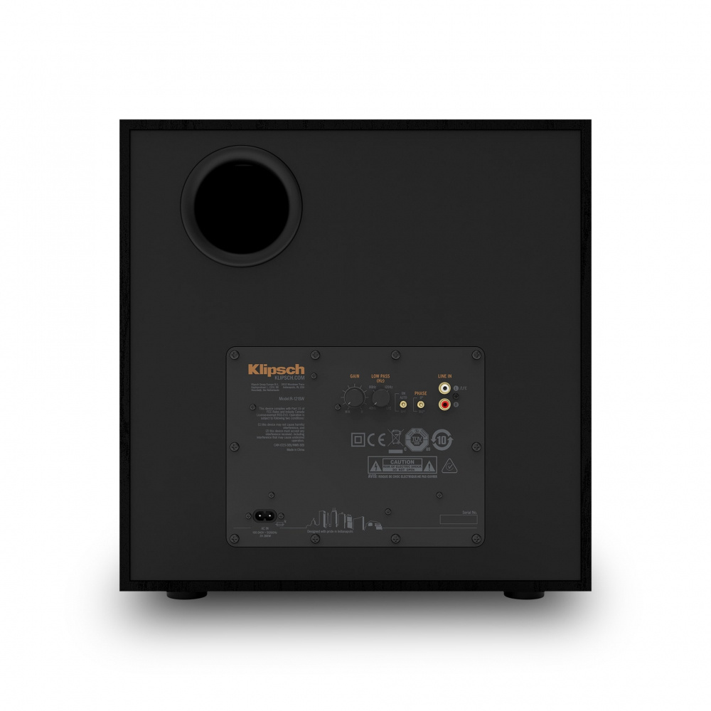 Subwoofer bakpanel med anslutningar och justeringsknappar.