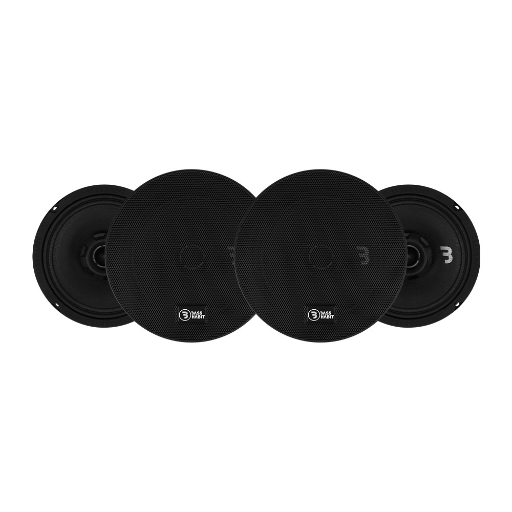 Fyra 6,5 tums koaxialhögtalare med svart galler.