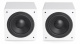 Dynavoice Challenger Sub 10 EX aktiv subwoofer, vit 2-pack Två vita aktiva subwoofers med svarta högtalarelement.