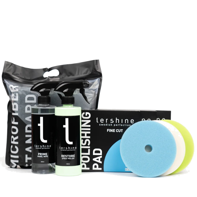 Poleringspaket med rengöringsprodukter och poleringsfiltar.
