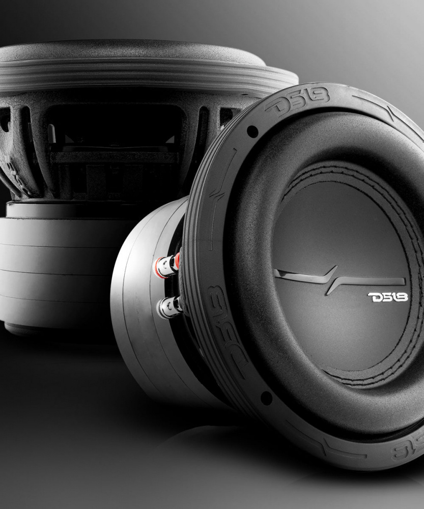 Långslagigt 6.5 tums baselement i svart design. 2-pack DS18 ZXI6.2D.